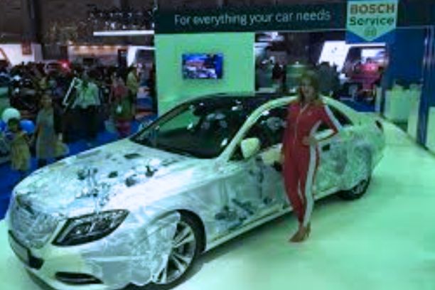Mercedes-Benz Installation